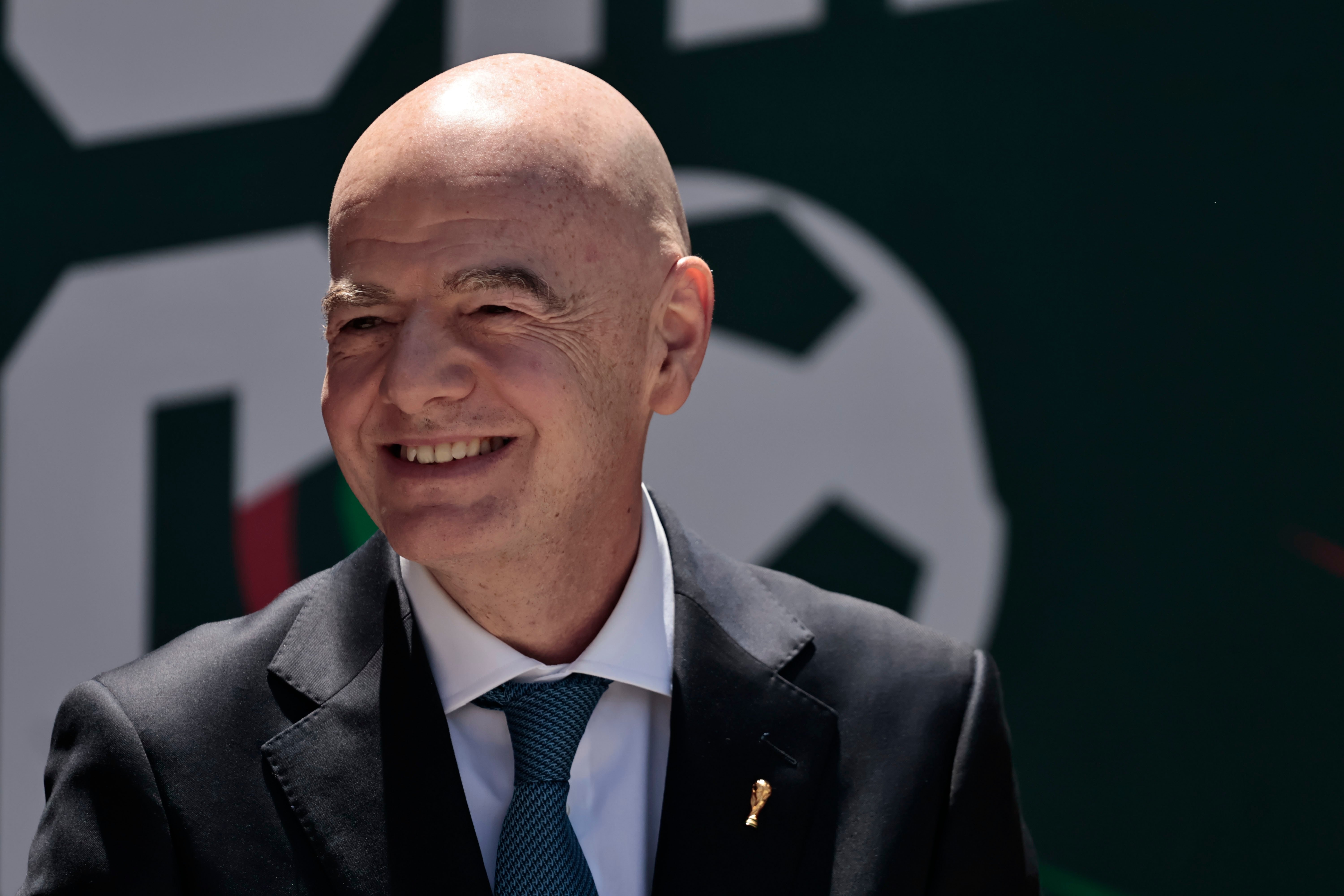 路透社：多位非足联高层支持因凡蒂诺，非洲各足协需要FIFA资金