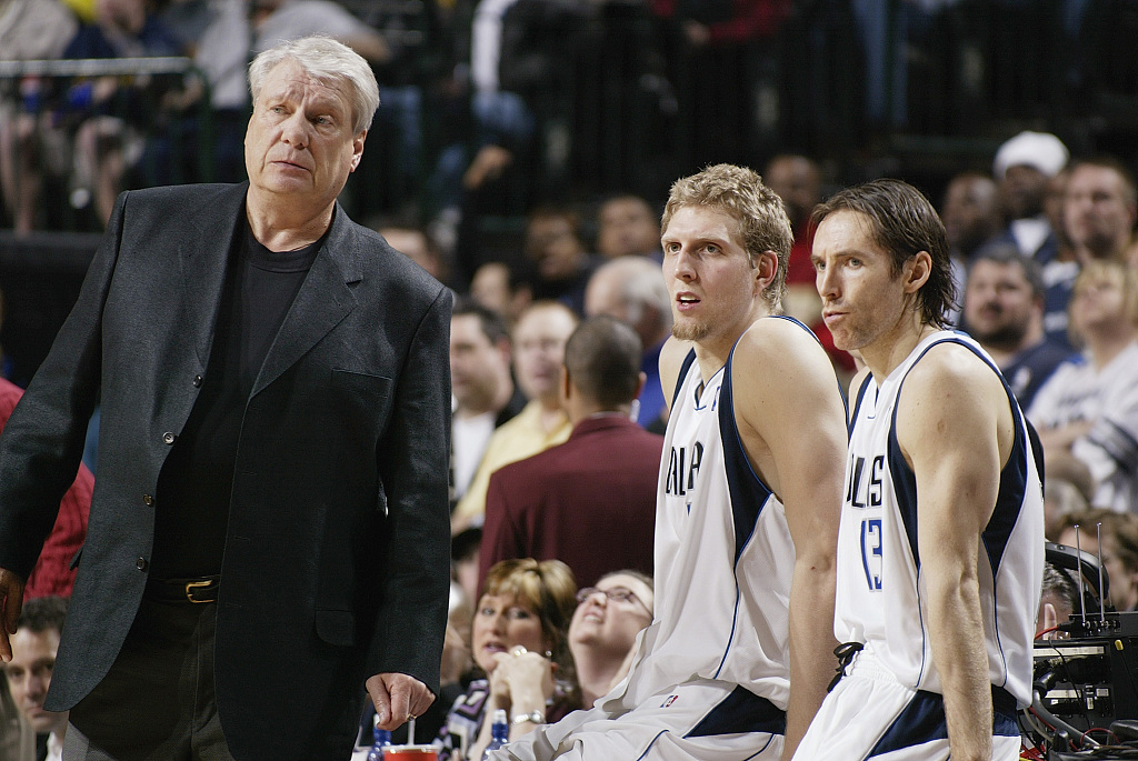 NBA爱因斯坦！老尼尔森执教无冠仍被铭记 大郅德克库里视他为恩人